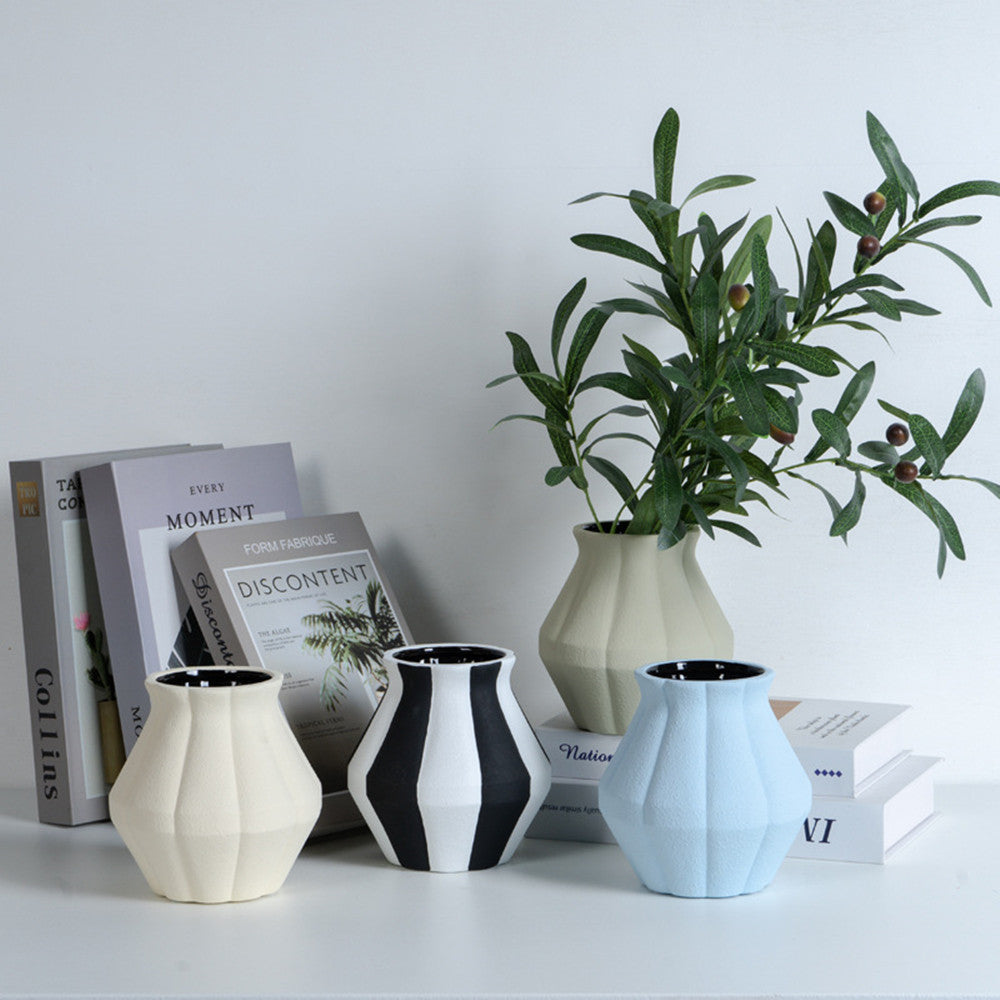 Petal-Inspired Creative Ceramic Vase - OSC